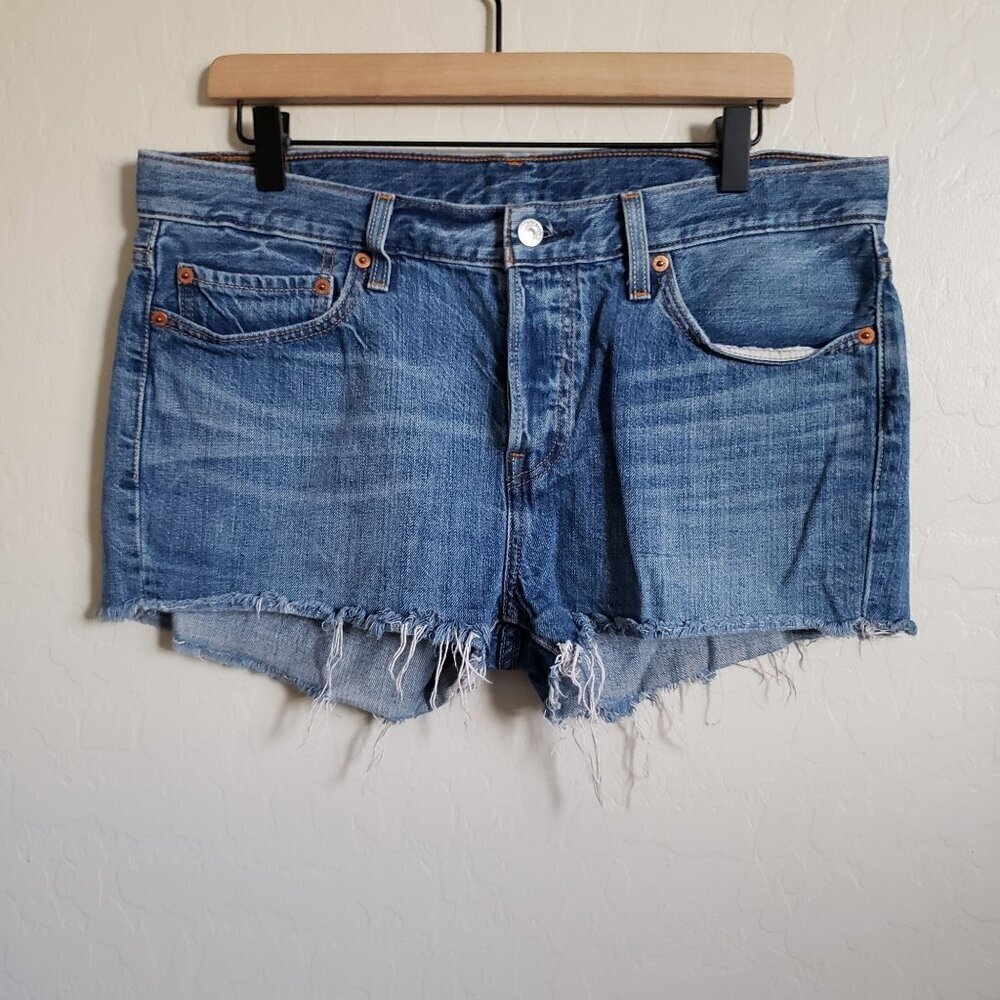 Levi's 501 Button Fly Mid-Rise Frayed Cut Off Denim Jean Shorts Blue Women's 30